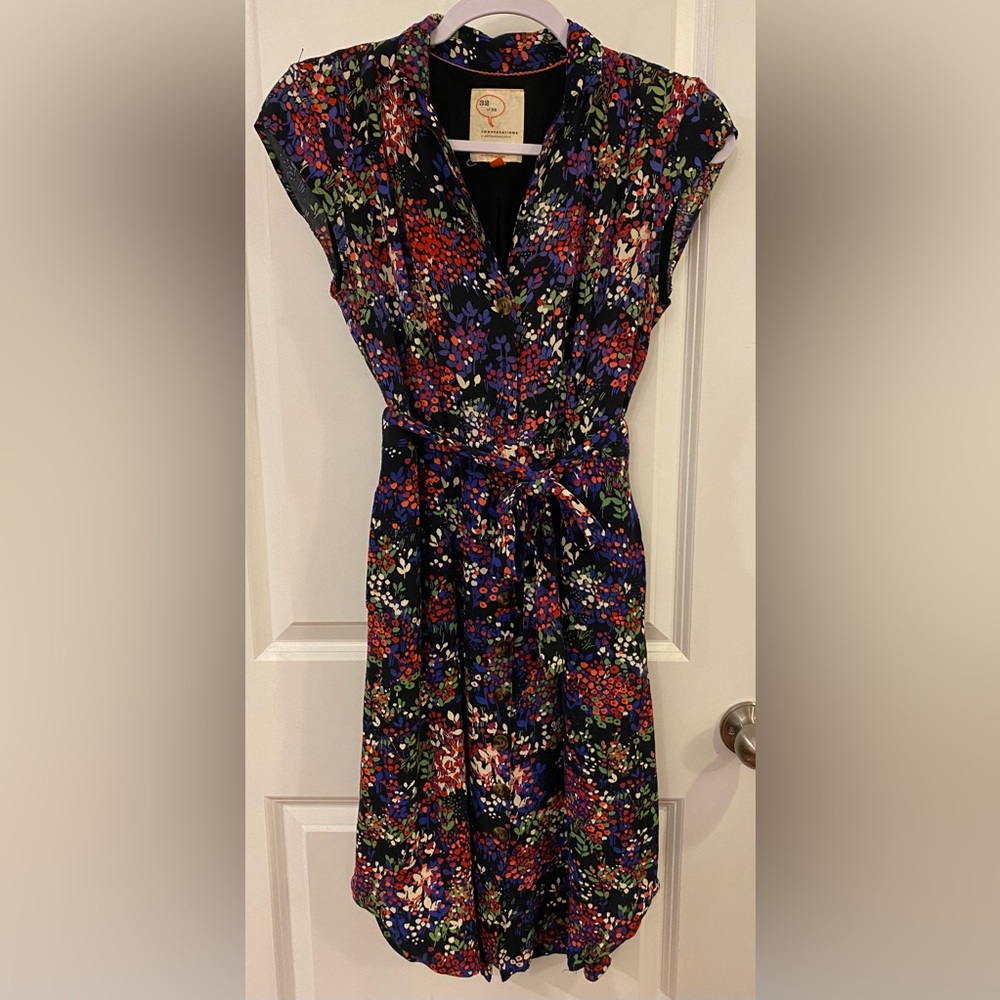 Anthropologie 32 Of 52 Conversations Dress Sz 4 Navy Blue With Floral Pattern